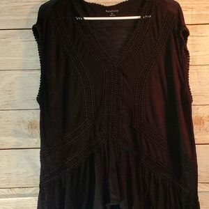 𝅺RELATIVITY high-low women's shirt in black